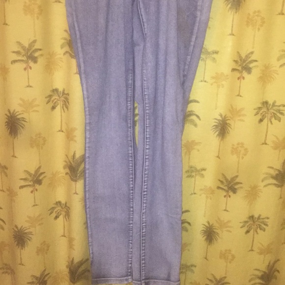 Jeans - Picture 2 of 4